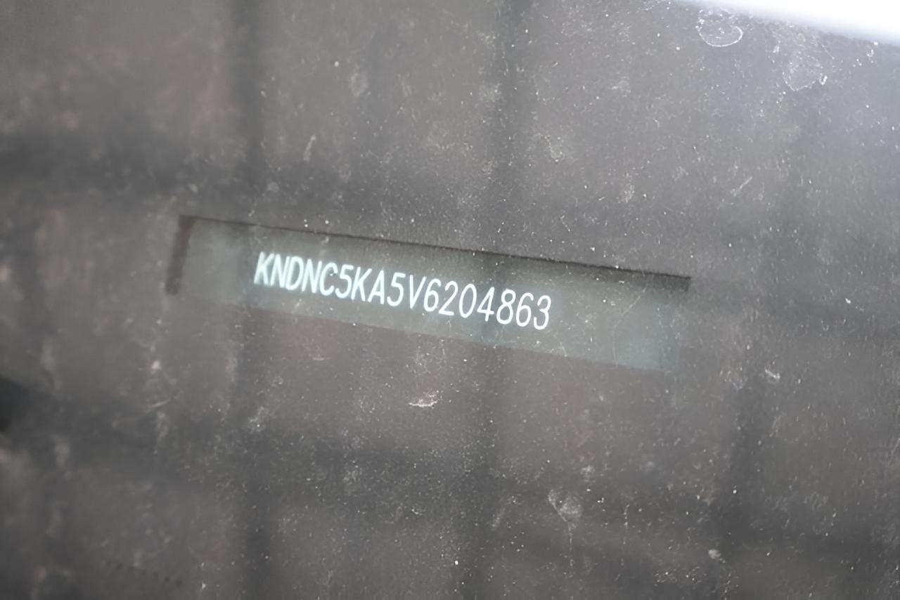 2027 Kia Carnival Hybrid EX