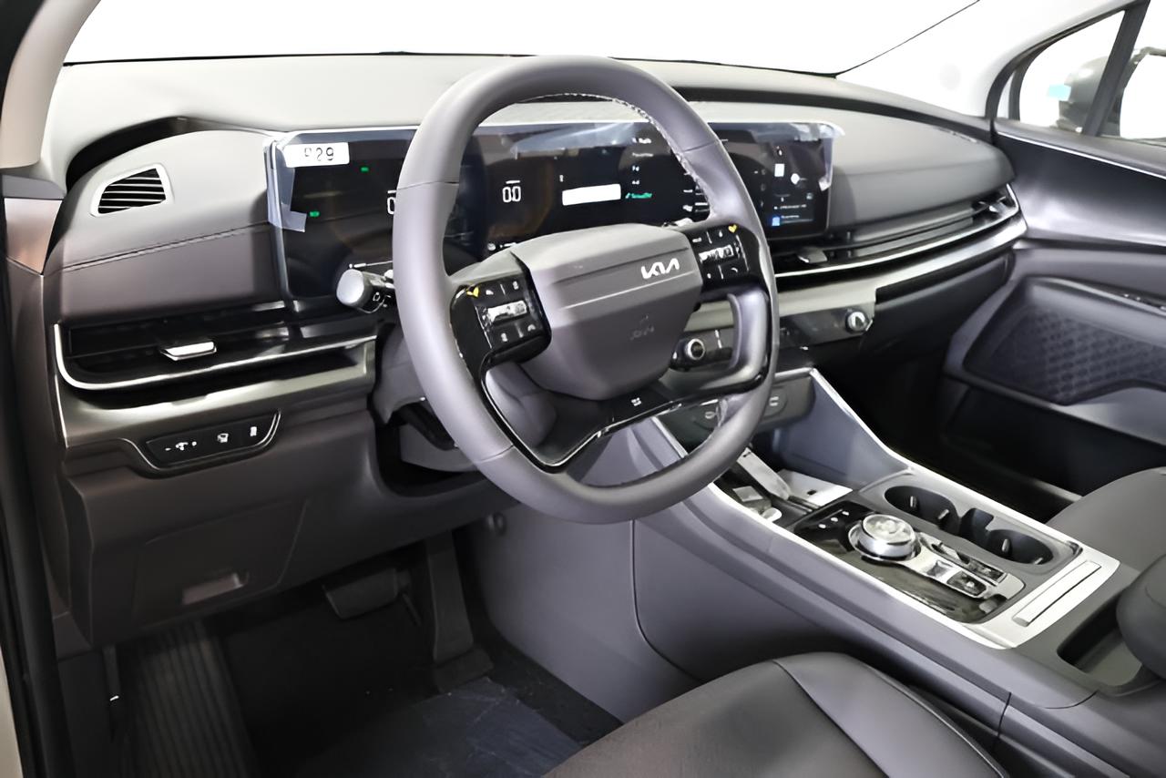 2027 Kia Carnival Hybrid EX
