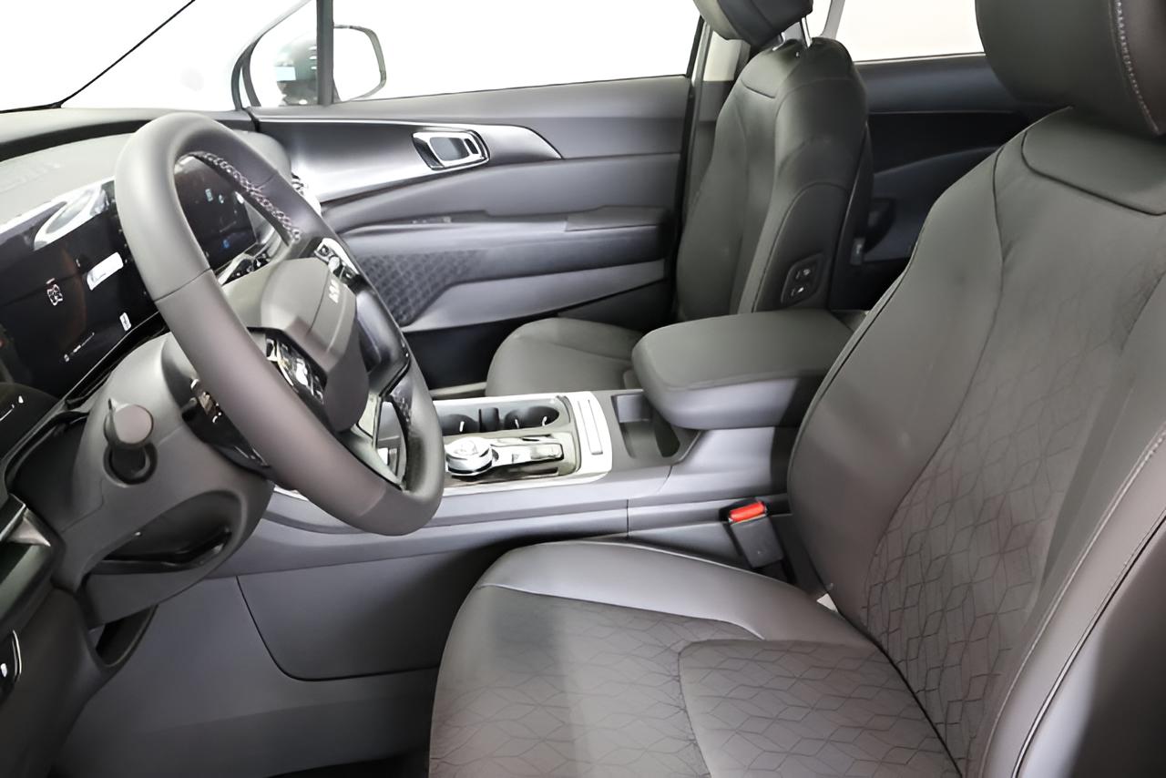 2027 Kia Carnival Hybrid EX