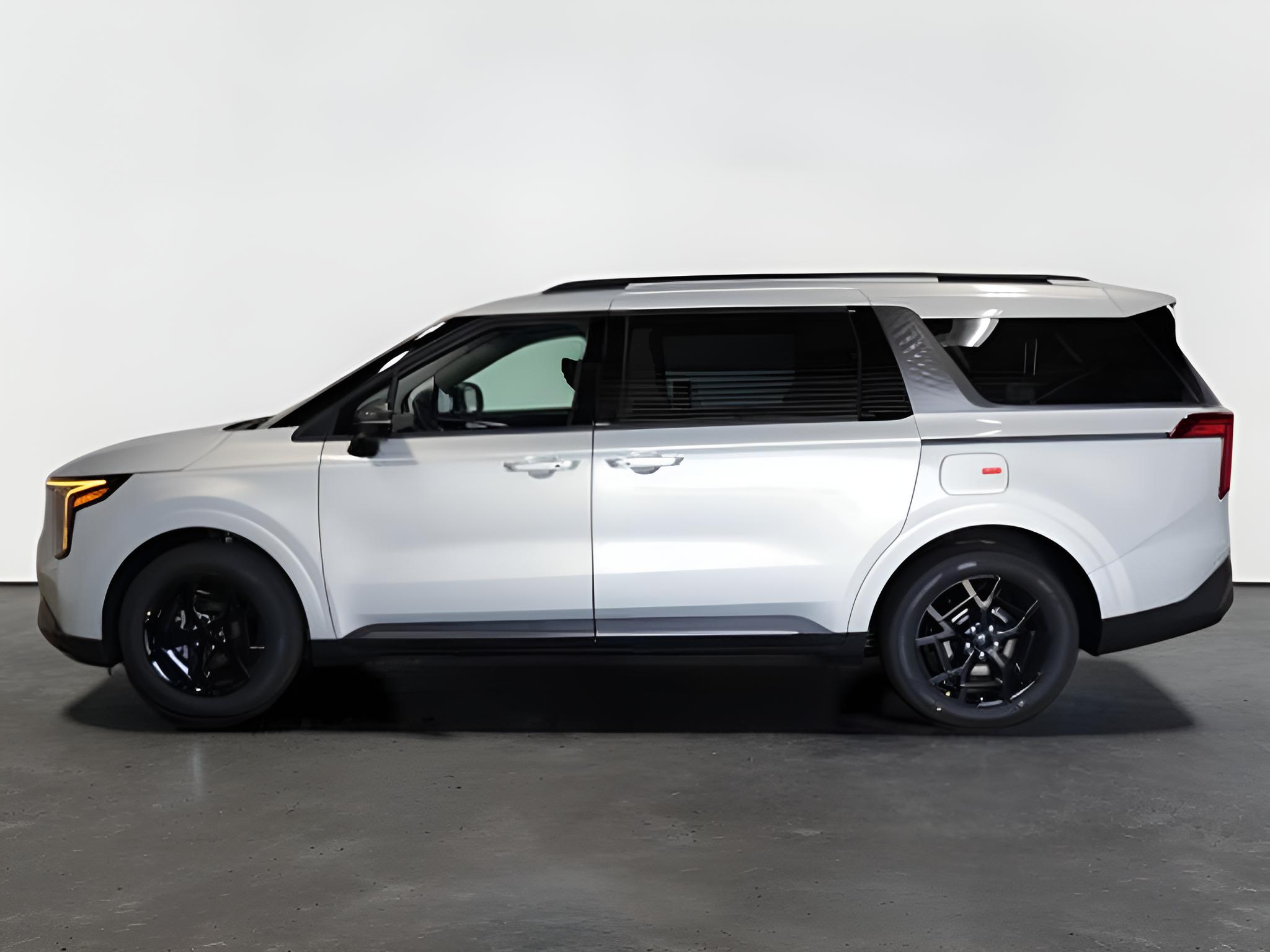 2027 Kia Carnival Hybrid EX