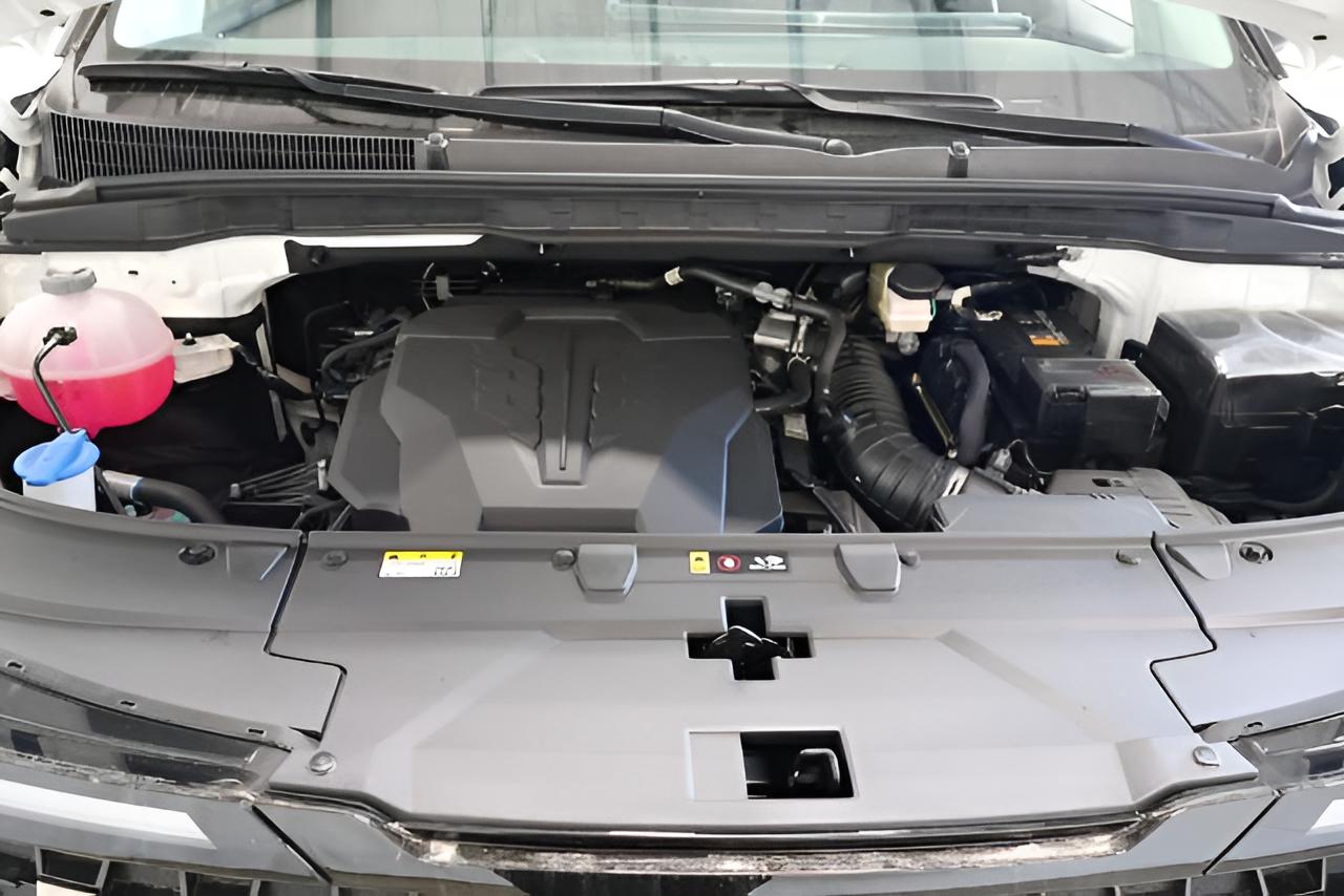 2027 Kia Carnival SX