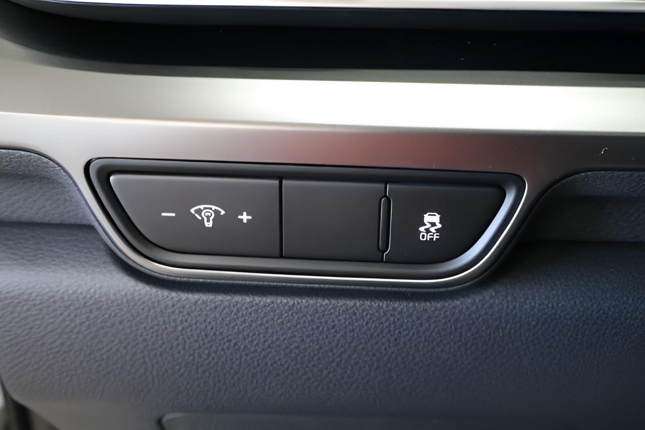 2027 Kia Carnival SX