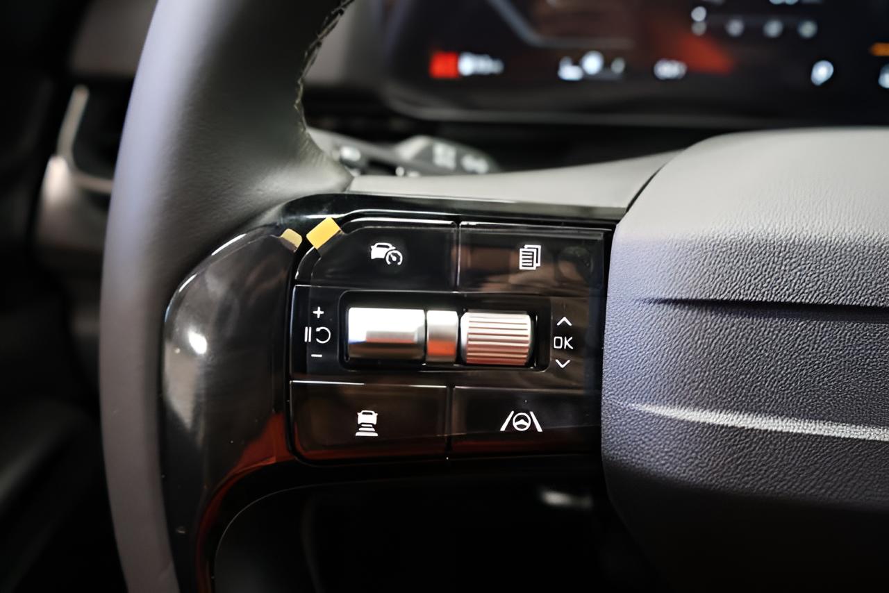 2027 Kia Carnival SX