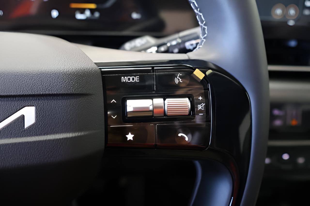 2027 Kia Carnival SX