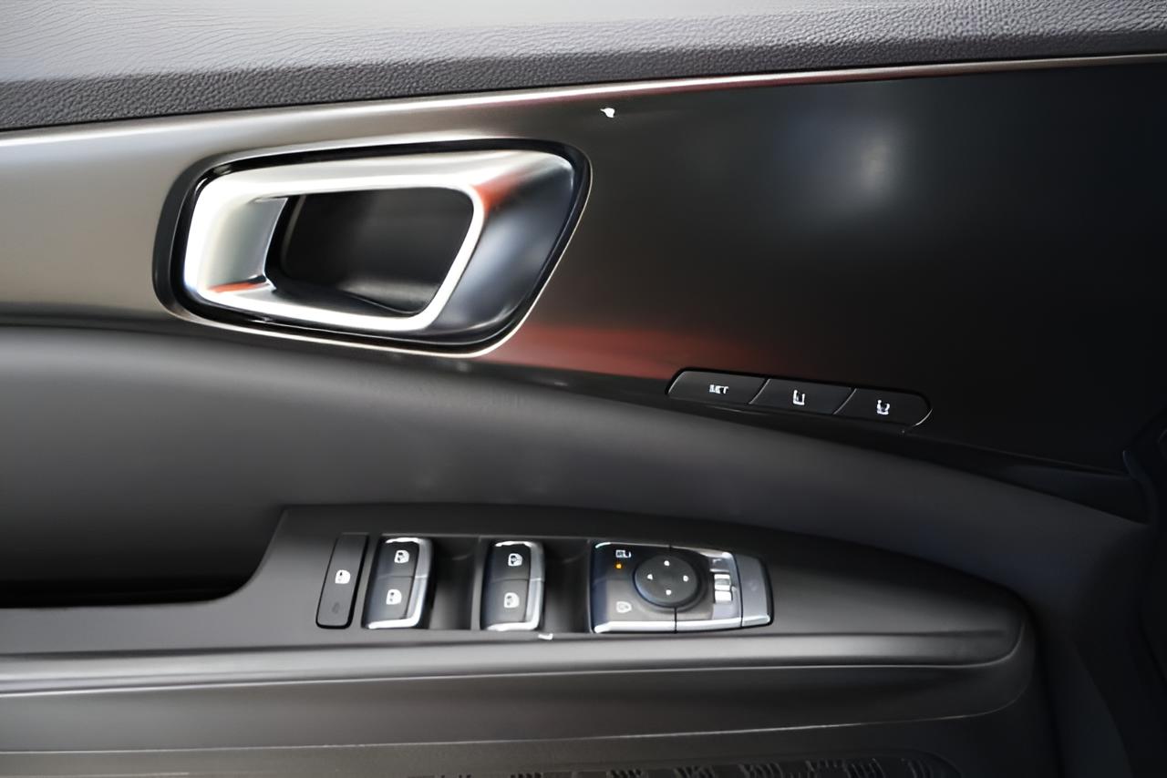 2027 Kia Carnival SX