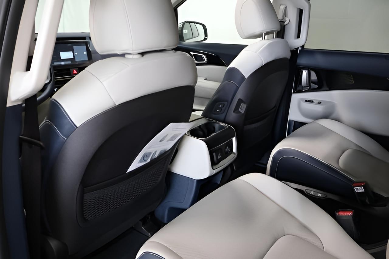 2027 Kia Carnival SX Prestige