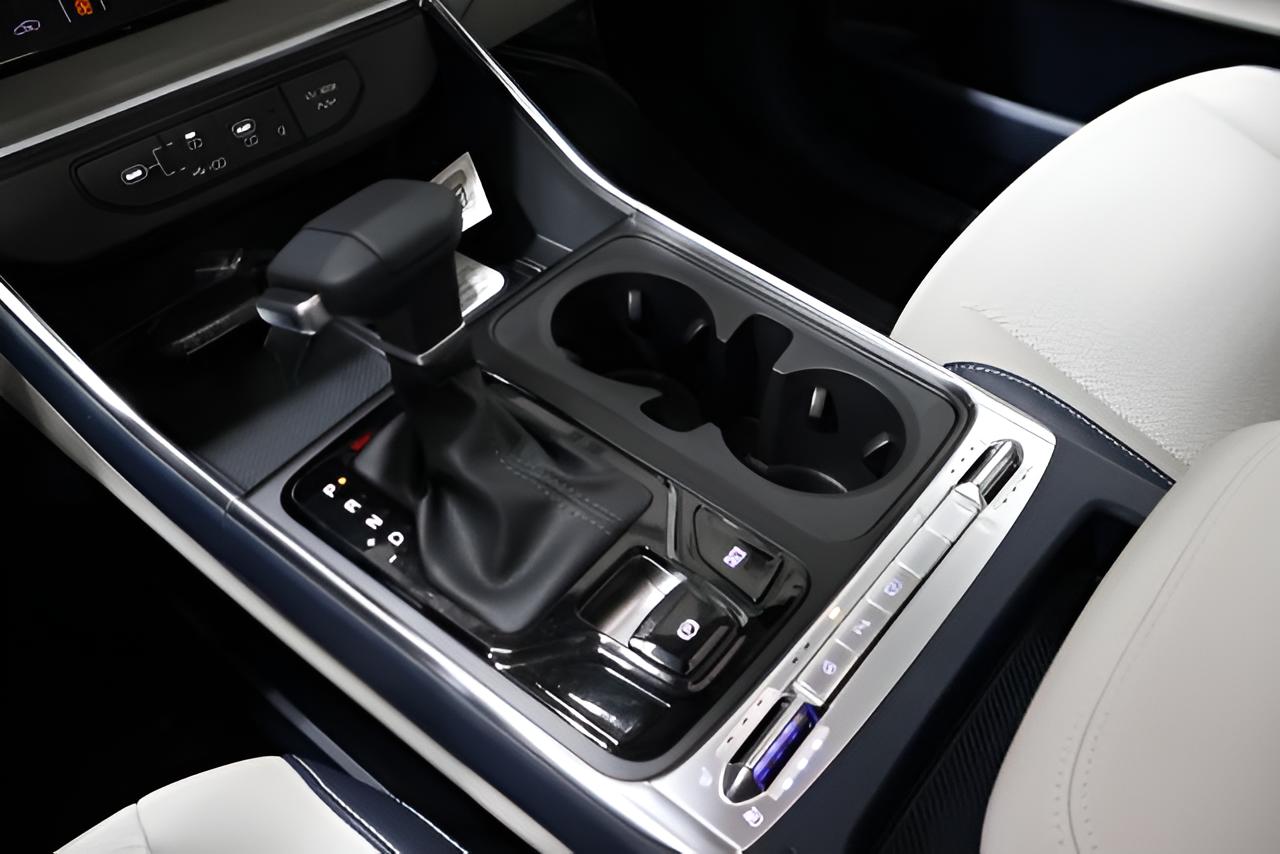 2027 Kia Carnival SX Prestige