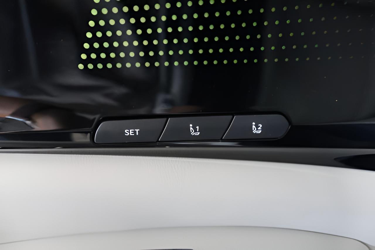 2027 Kia Carnival SX Prestige