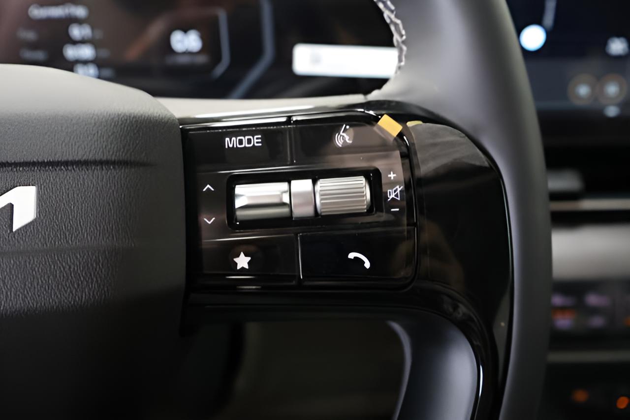 2027 Kia Carnival SX