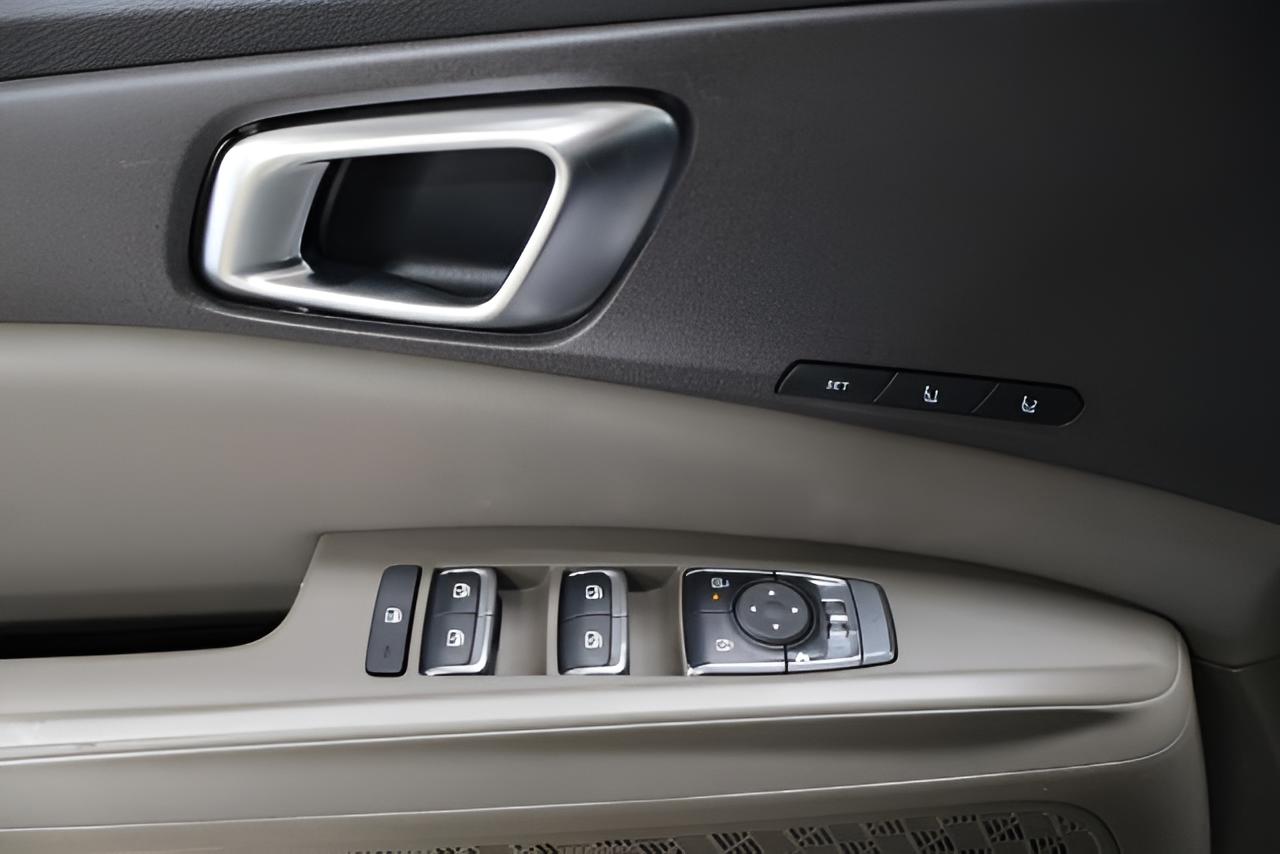 2027 Kia Carnival SX