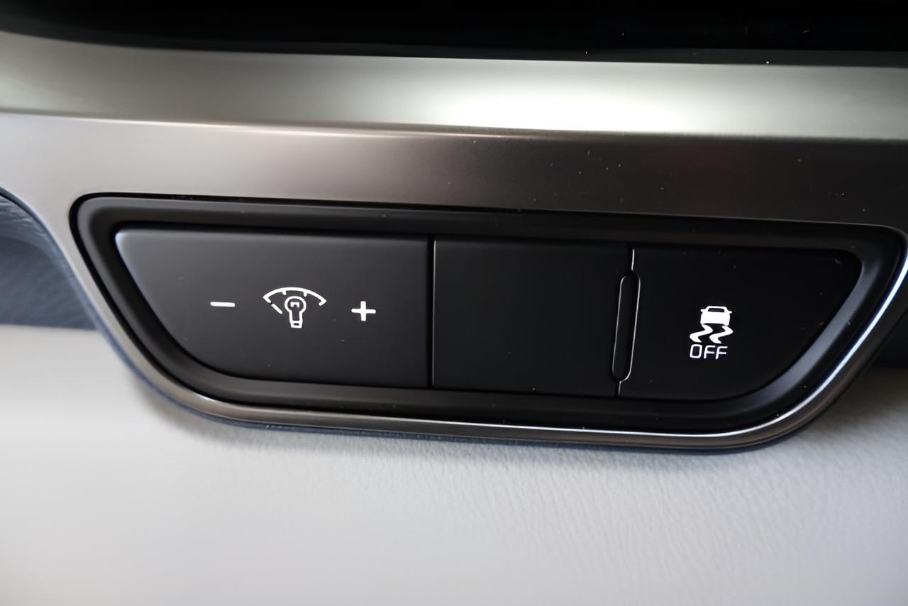 2027 Kia Carnival SX Prestige