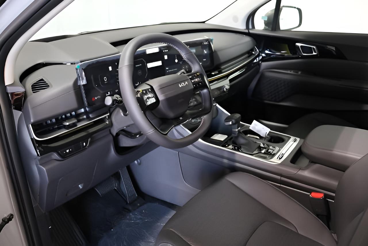 2027 Kia Carnival SX Prestige
