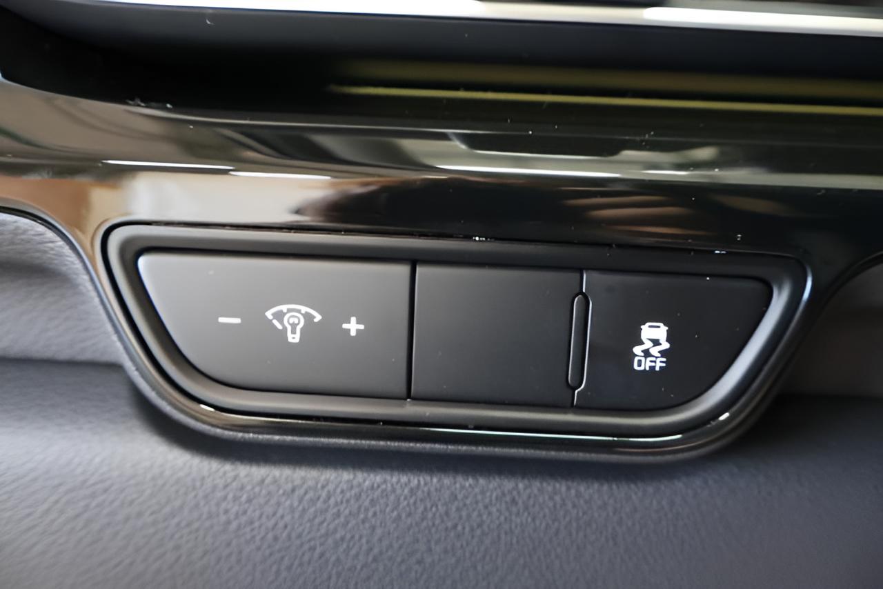 2027 Kia Carnival SX Prestige