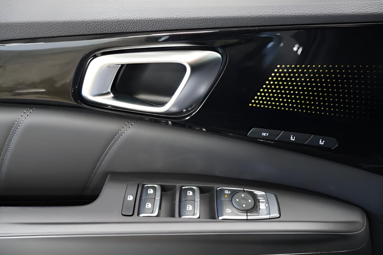 2027 Kia Carnival SX Prestige