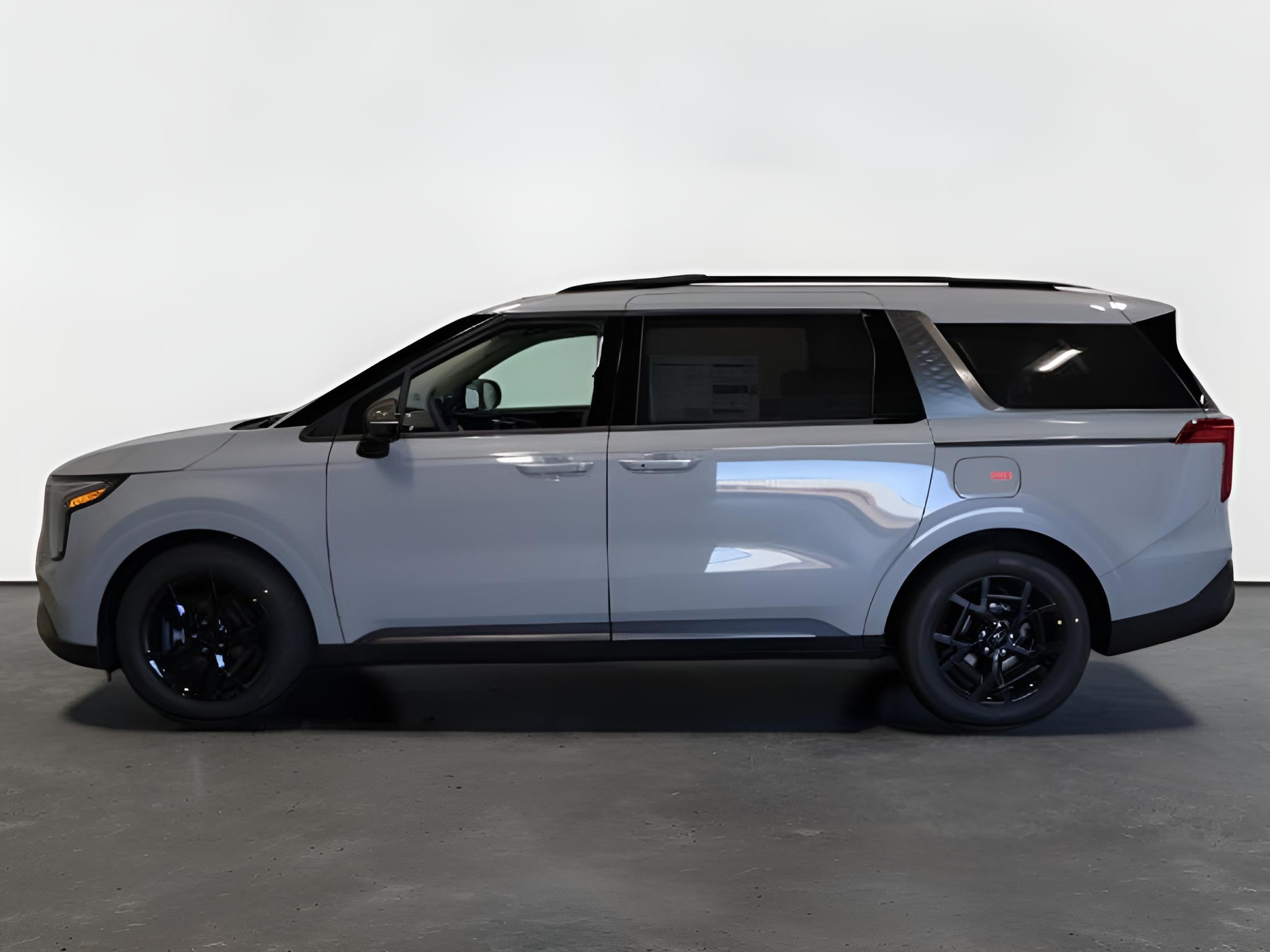 2027 Kia Carnival SX