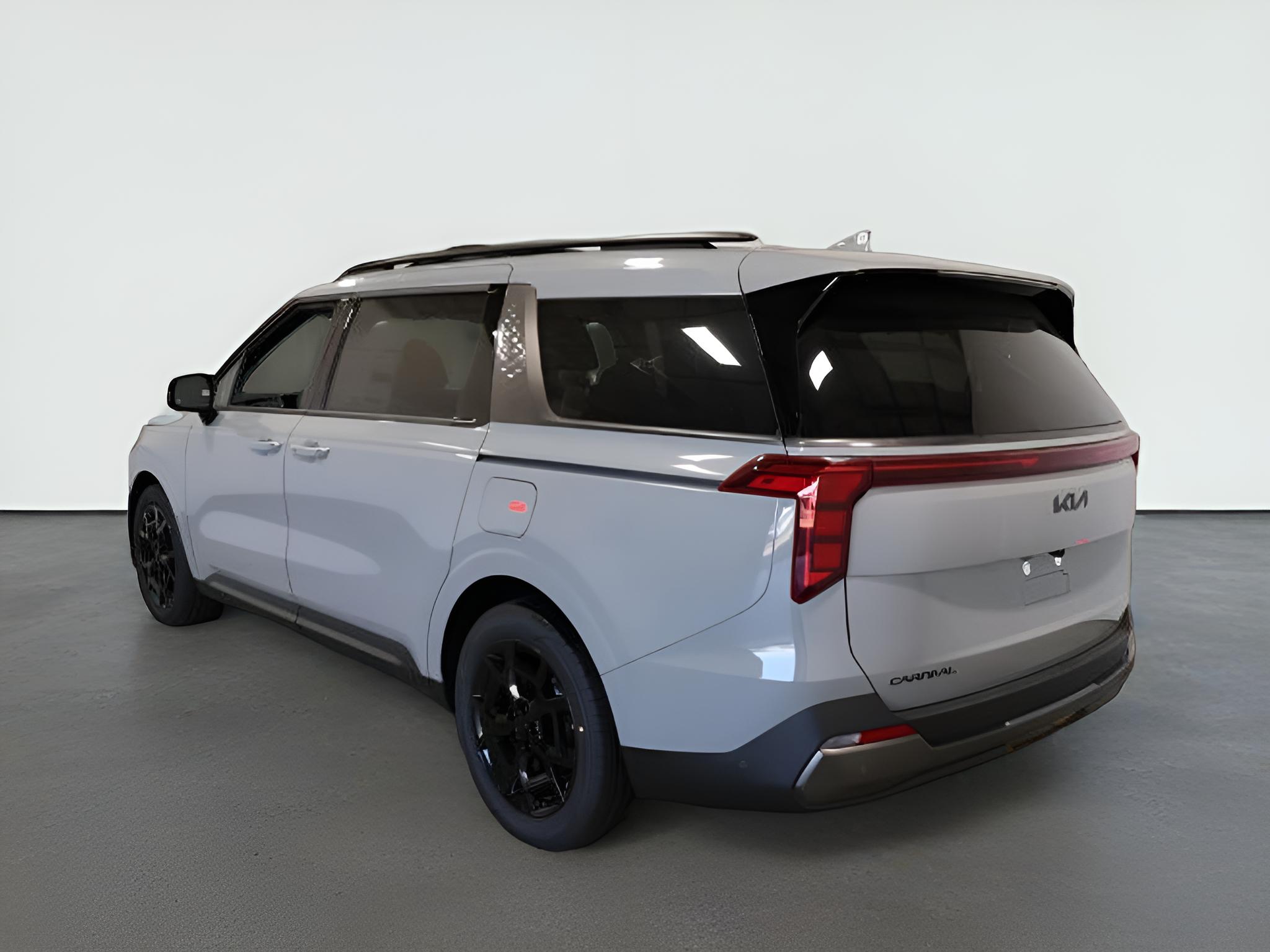 2027 Kia Carnival SX