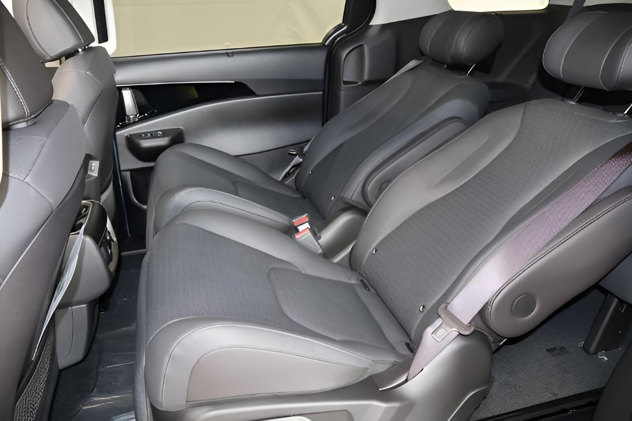 2027 Kia Carnival SX Prestige