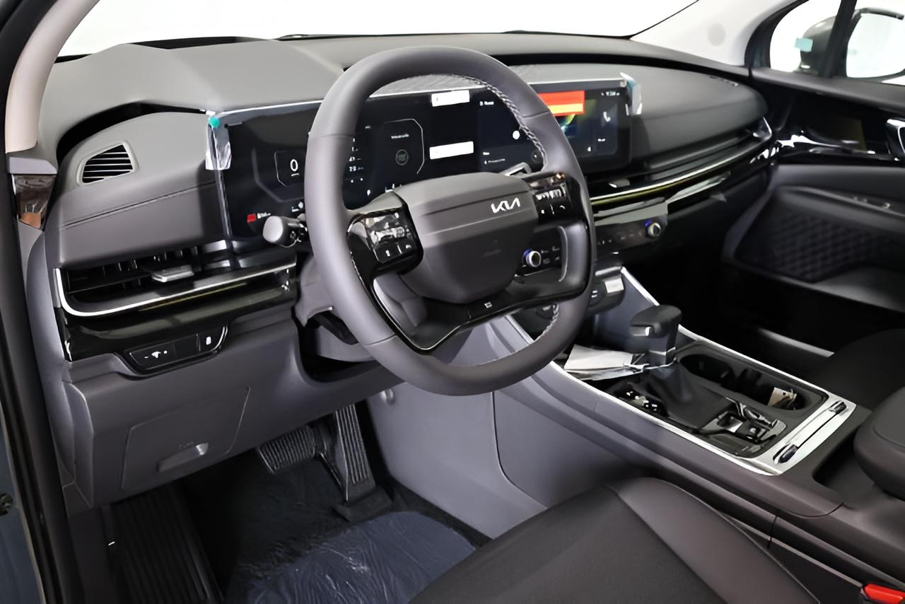 2027 Kia Carnival SX Prestige