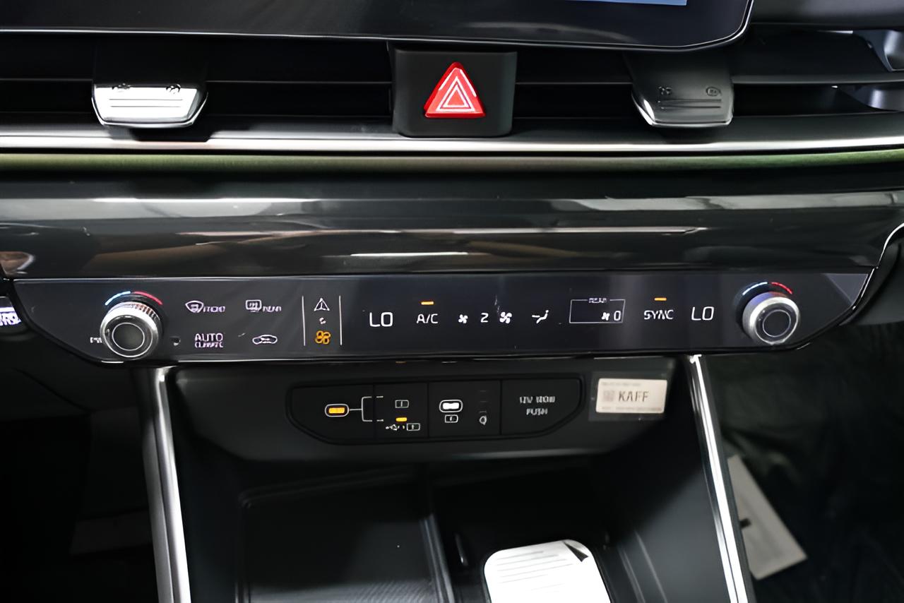 2027 Kia Carnival SX Prestige