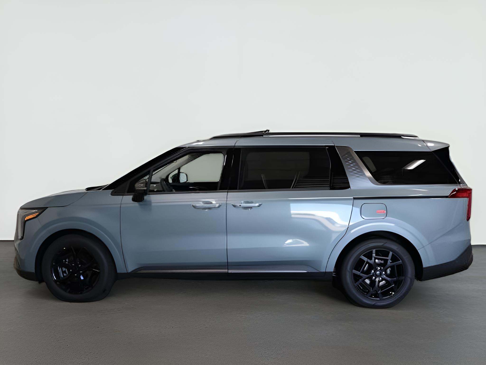 2027 Kia Carnival SX