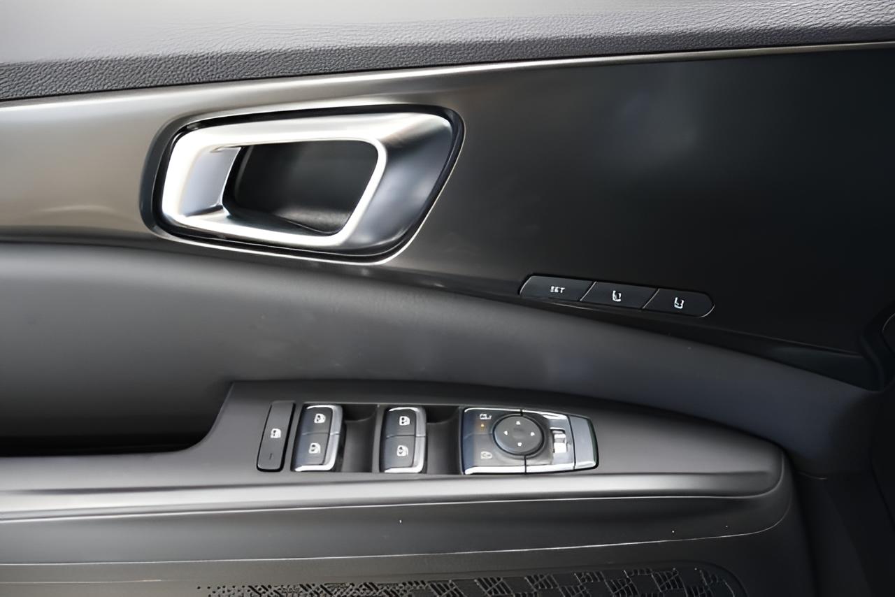 2027 Kia Carnival SX
