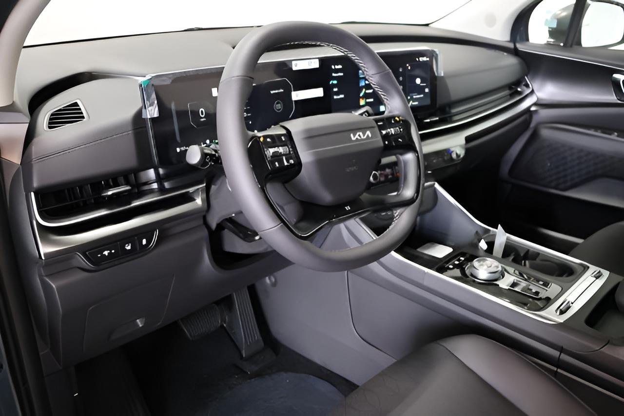 2027 Kia Carnival Hybrid SX