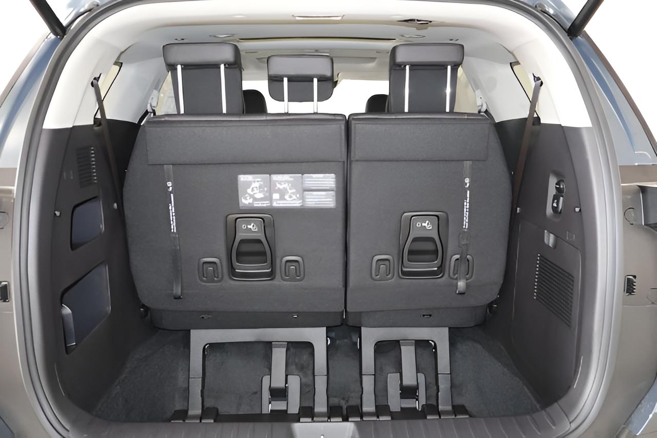 2027 Kia Carnival Hybrid SX
