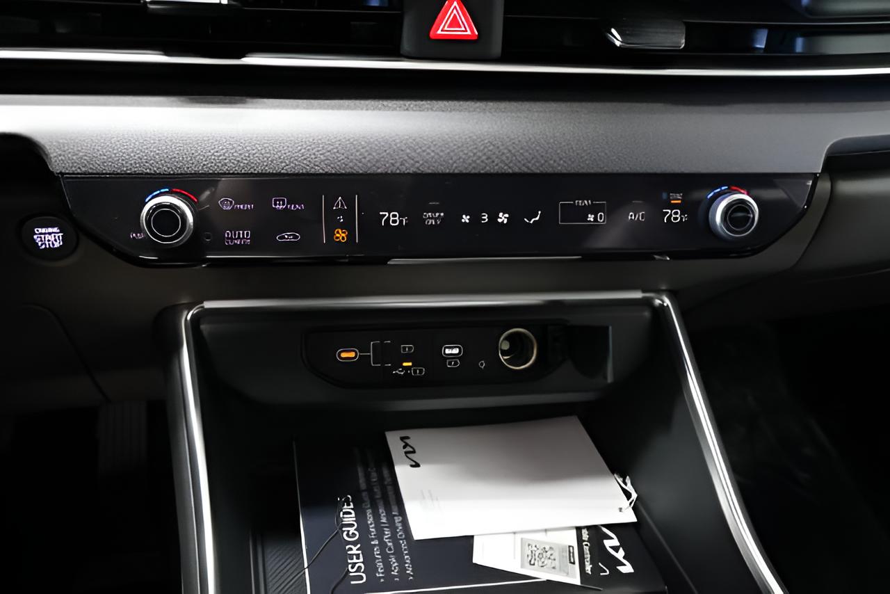 2027 Kia Carnival Hybrid SX