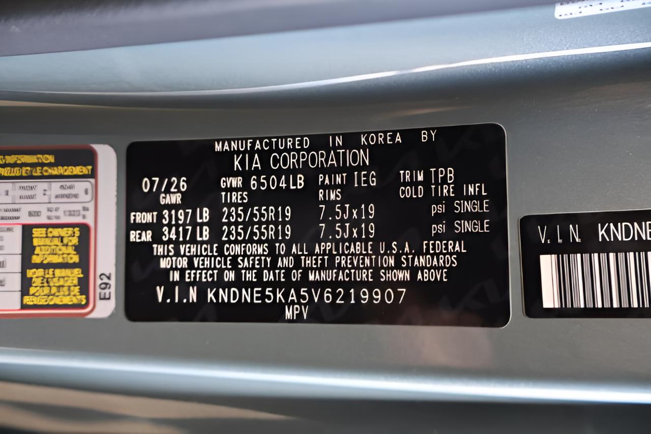 2027 Kia Carnival Hybrid SX