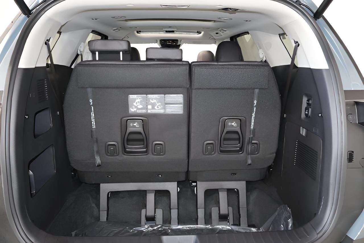 2027 Kia Carnival Hybrid SX