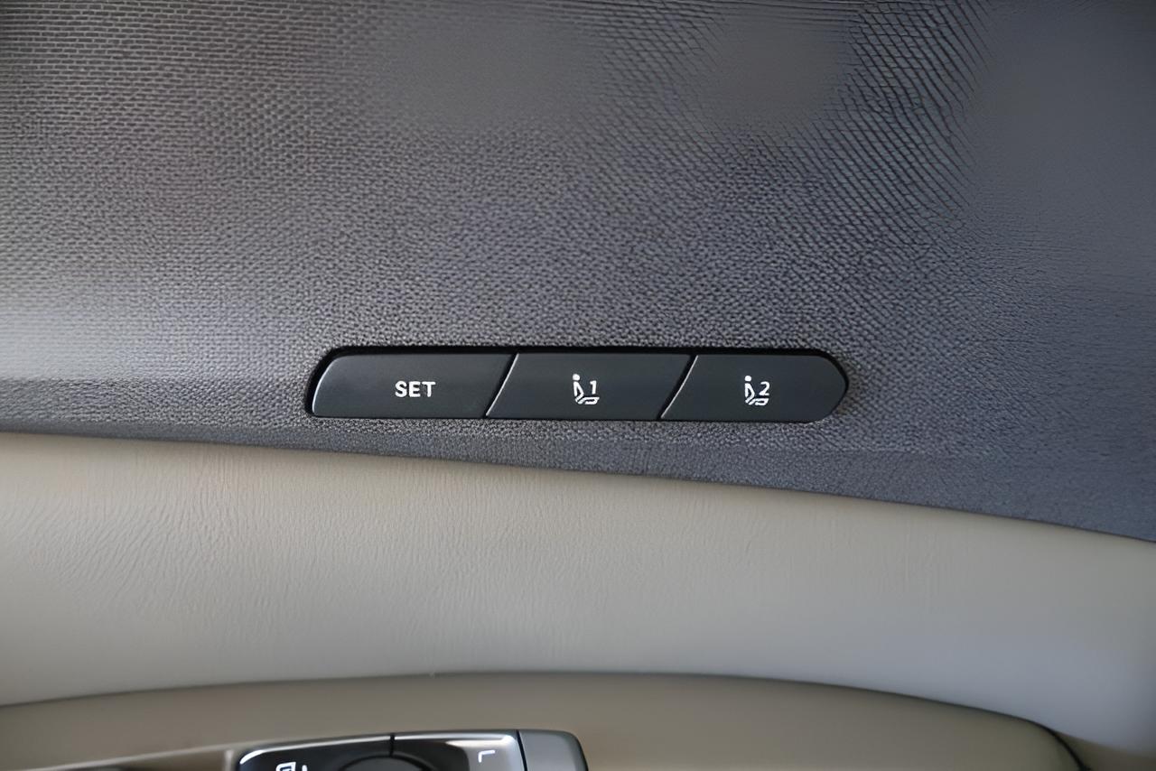 2027 Kia Carnival Hybrid SX