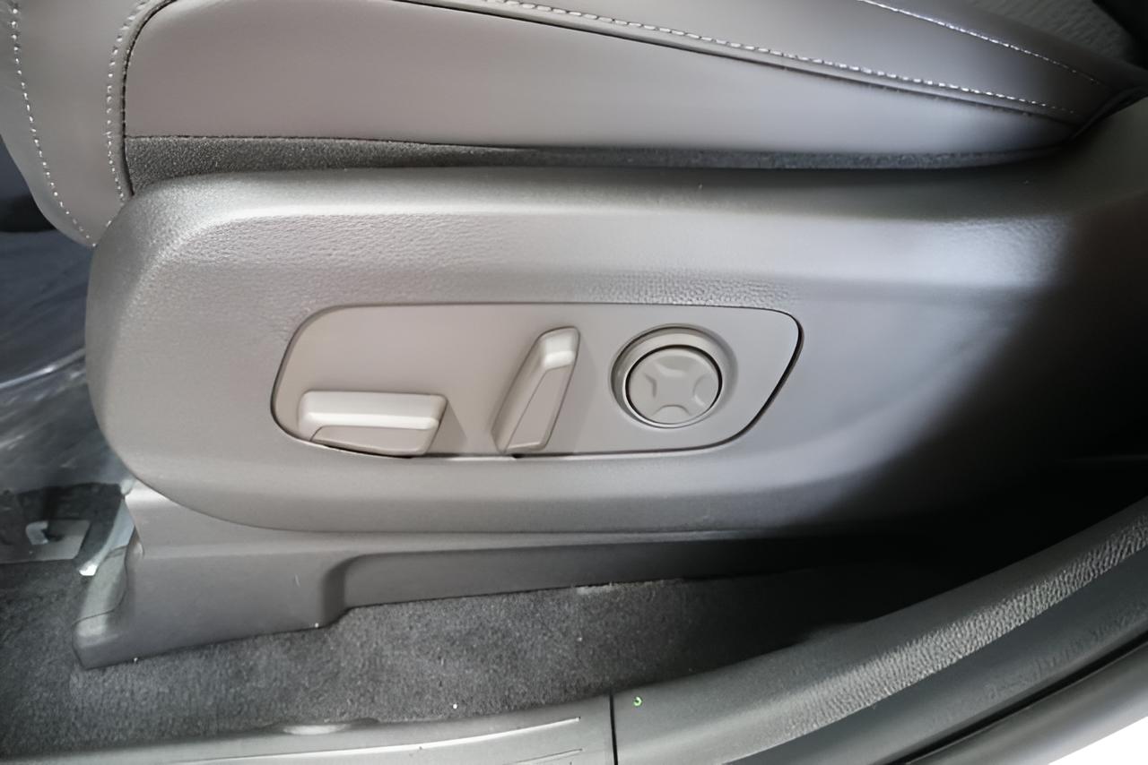 2027 Kia Carnival Hybrid SX Prestige