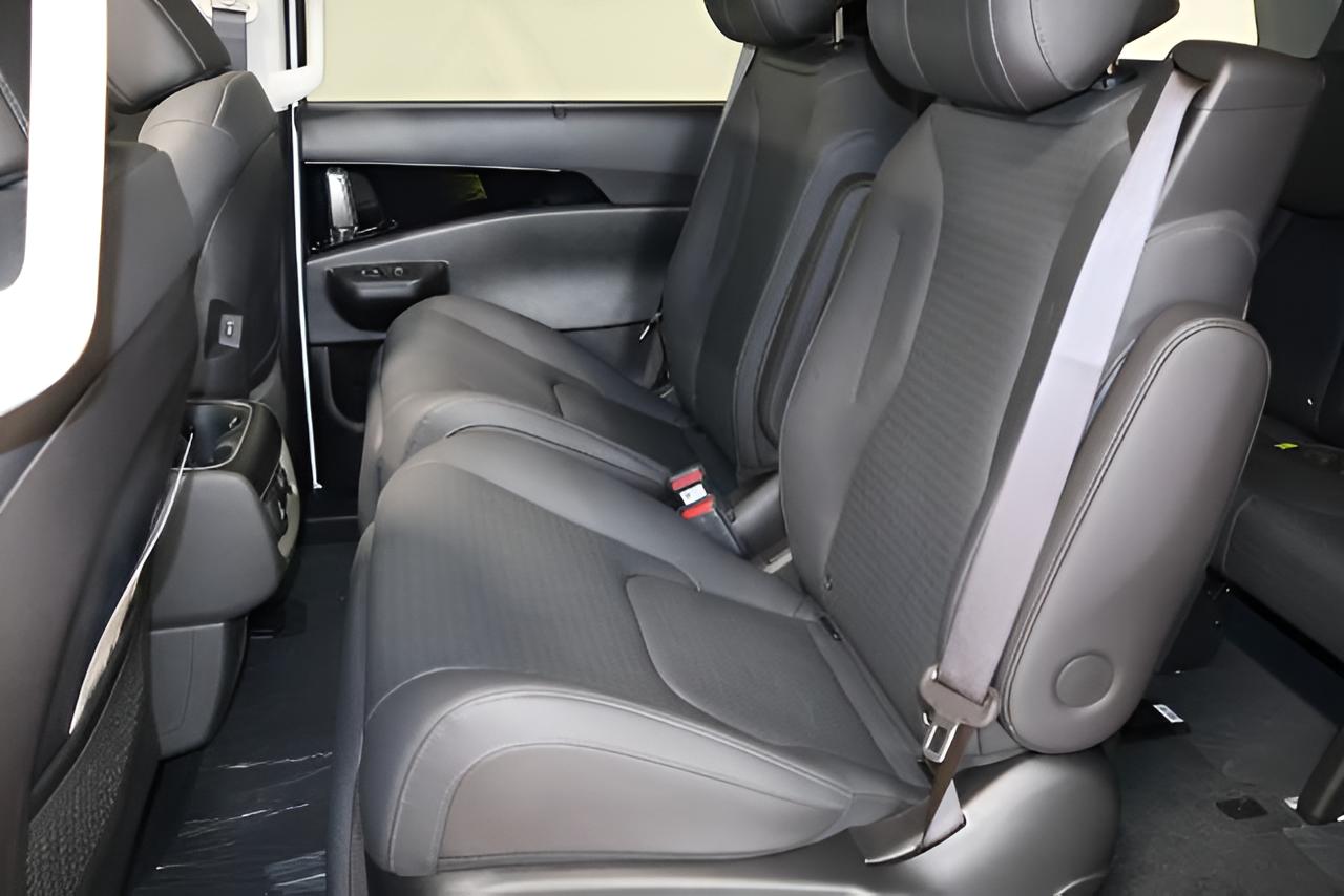 2027 Kia Carnival Hybrid SX Prestige