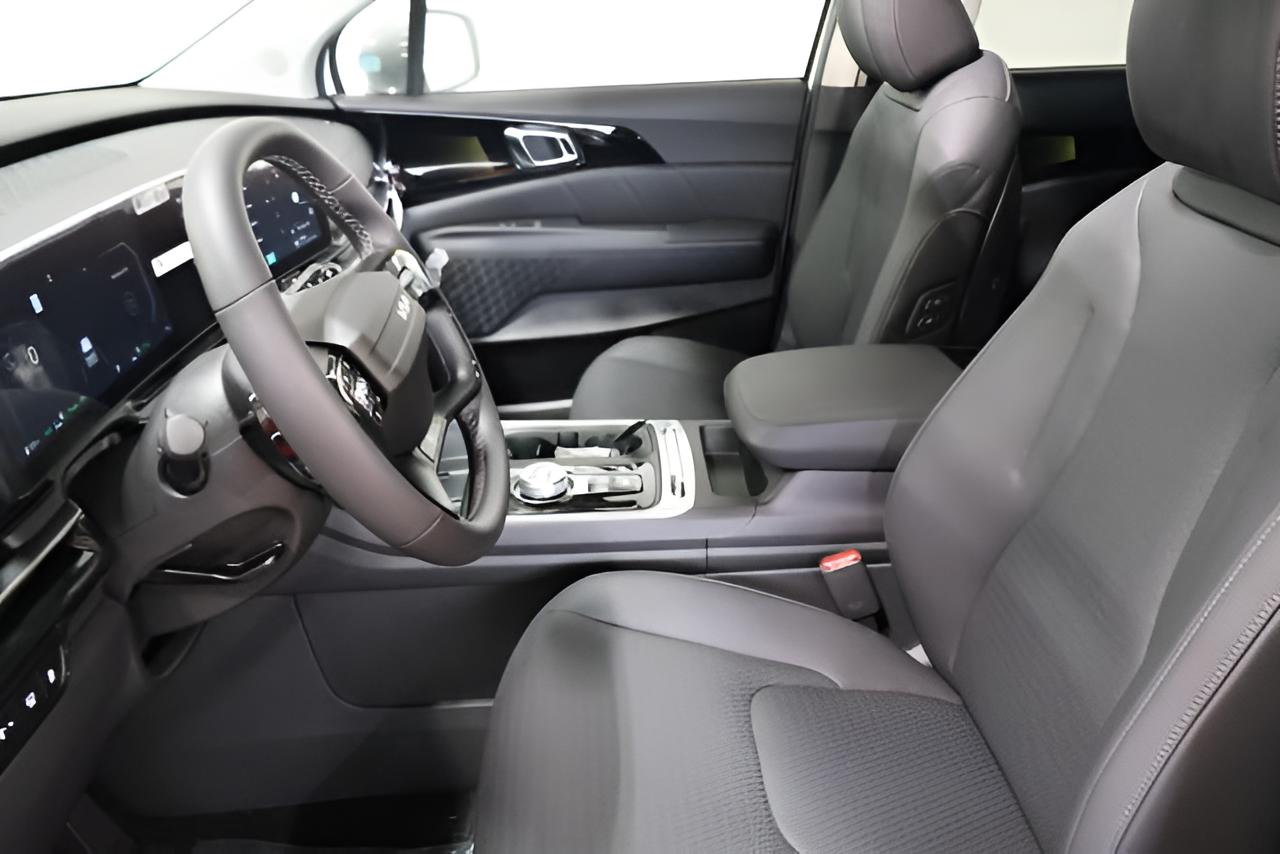 2027 Kia Carnival Hybrid SX Prestige