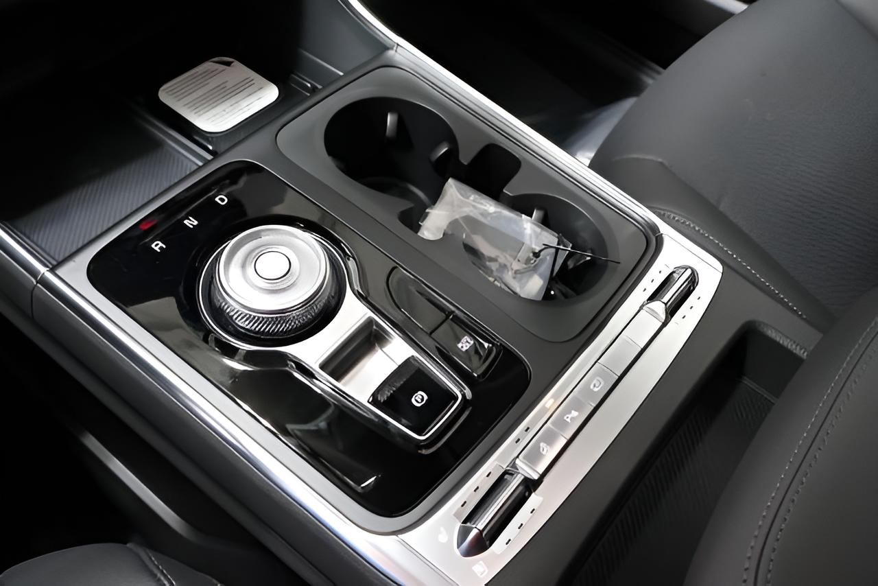 2027 Kia Carnival Hybrid SX Prestige