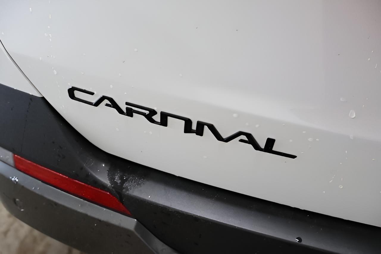 2027 Kia Carnival Hybrid SX Prestige