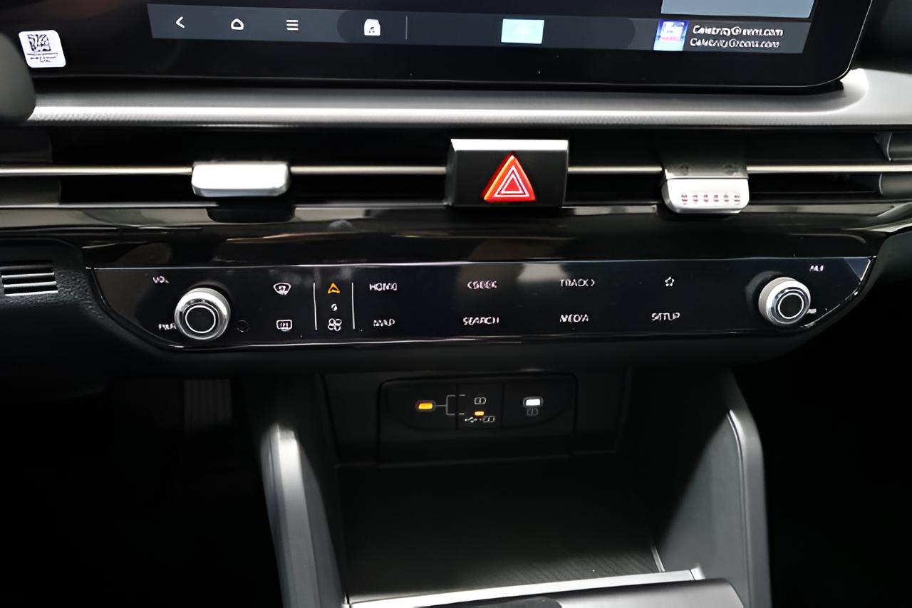 2027 Kia Sportage LX