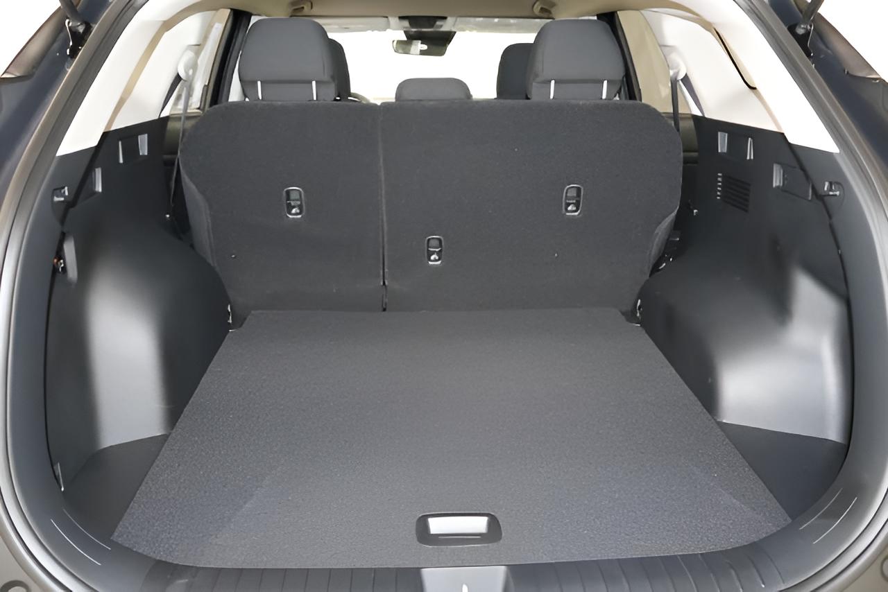 2027 Kia Sportage LX
