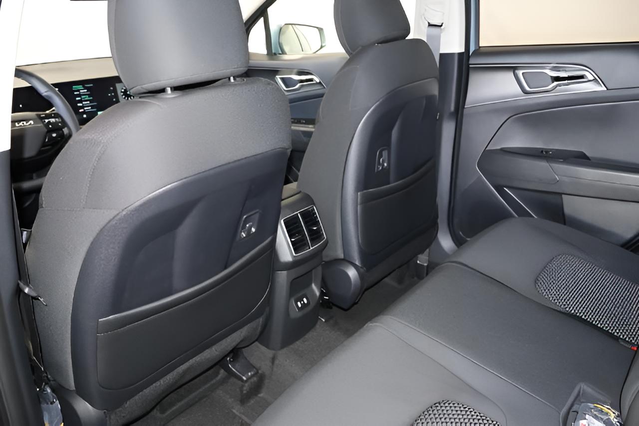 2027 Kia Sportage Hybrid S