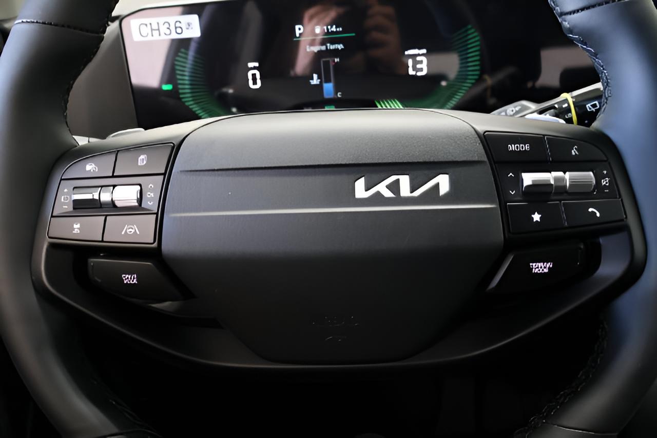 2027 Kia Sportage Hybrid S