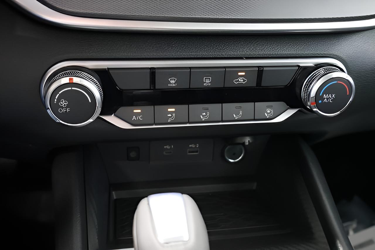 2026 Nissan Altima SR