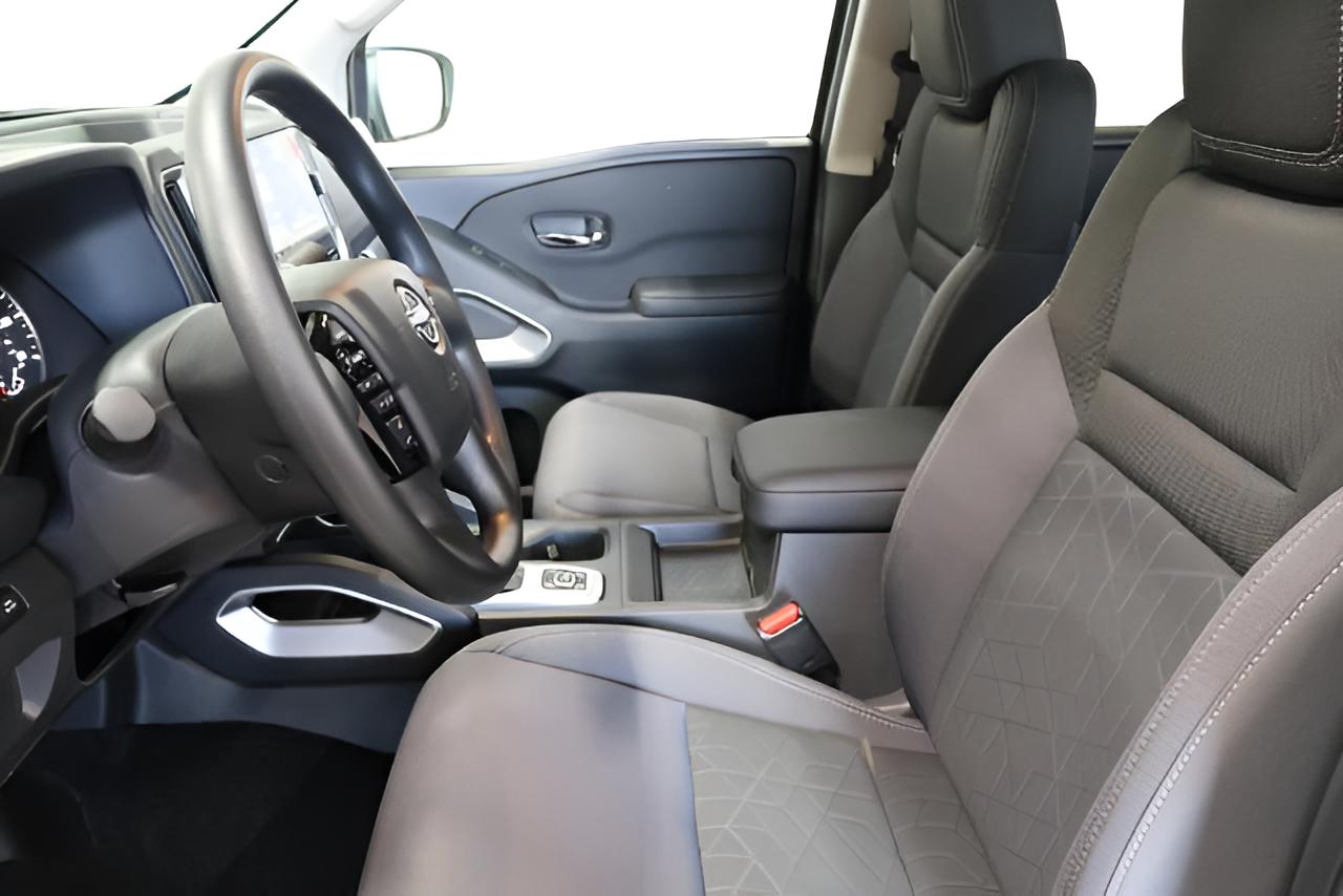 2027 Nissan Frontier SV
