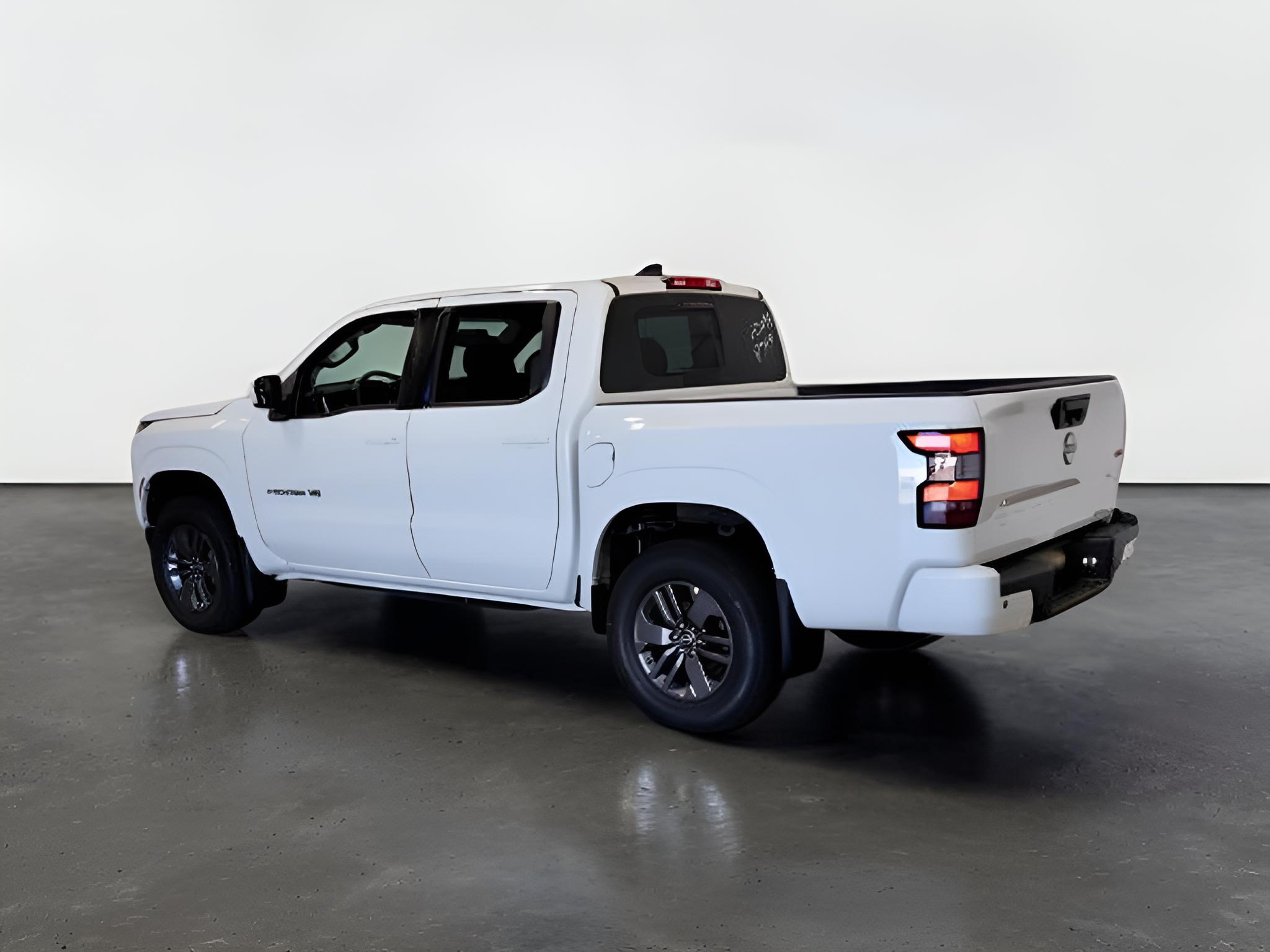 2027 Nissan Frontier SV