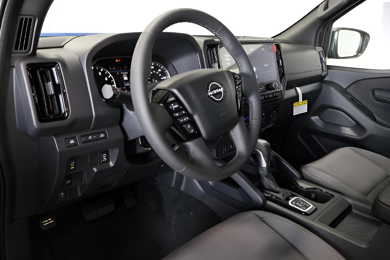 2027 Nissan Frontier SV