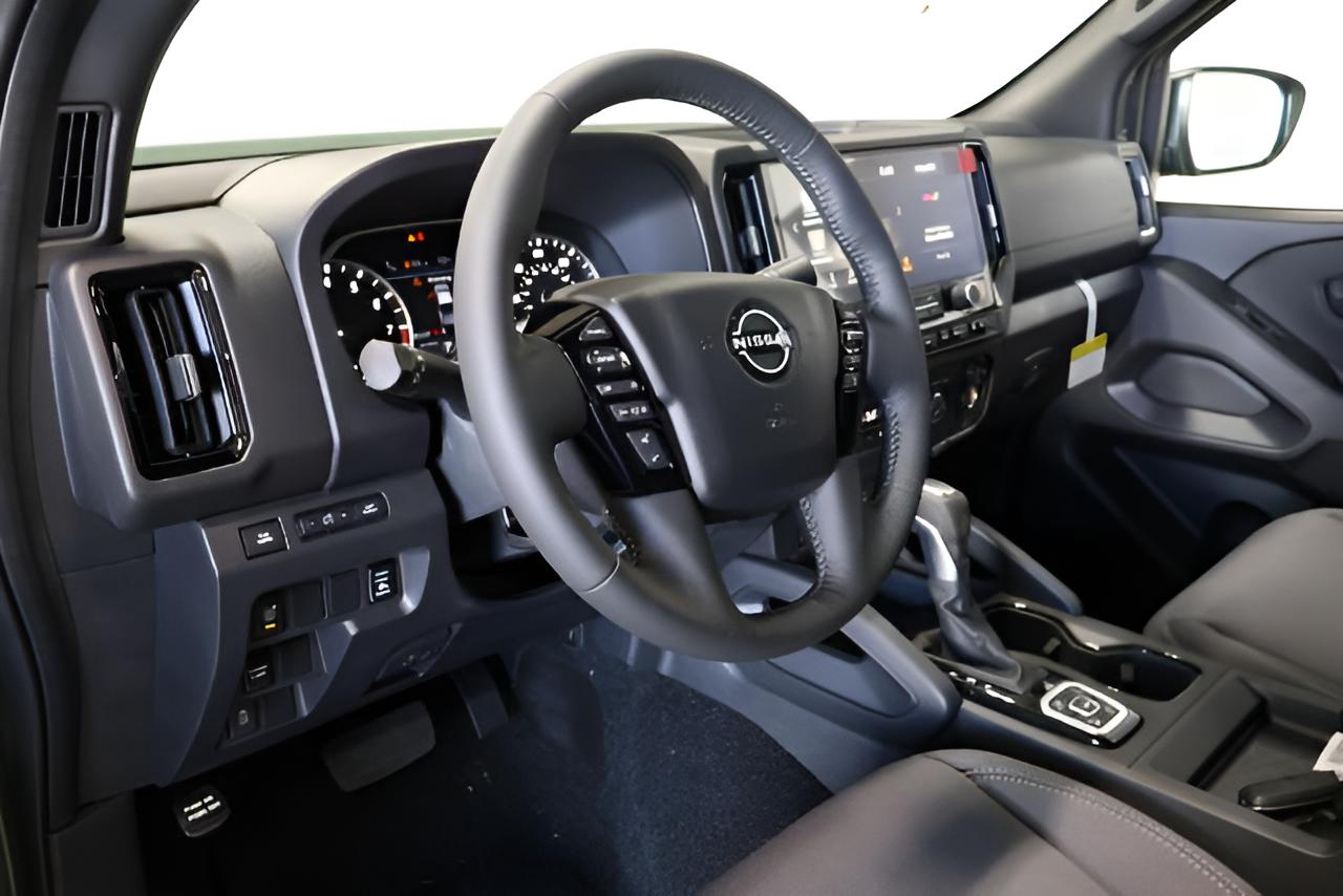 2027 Nissan Frontier SV