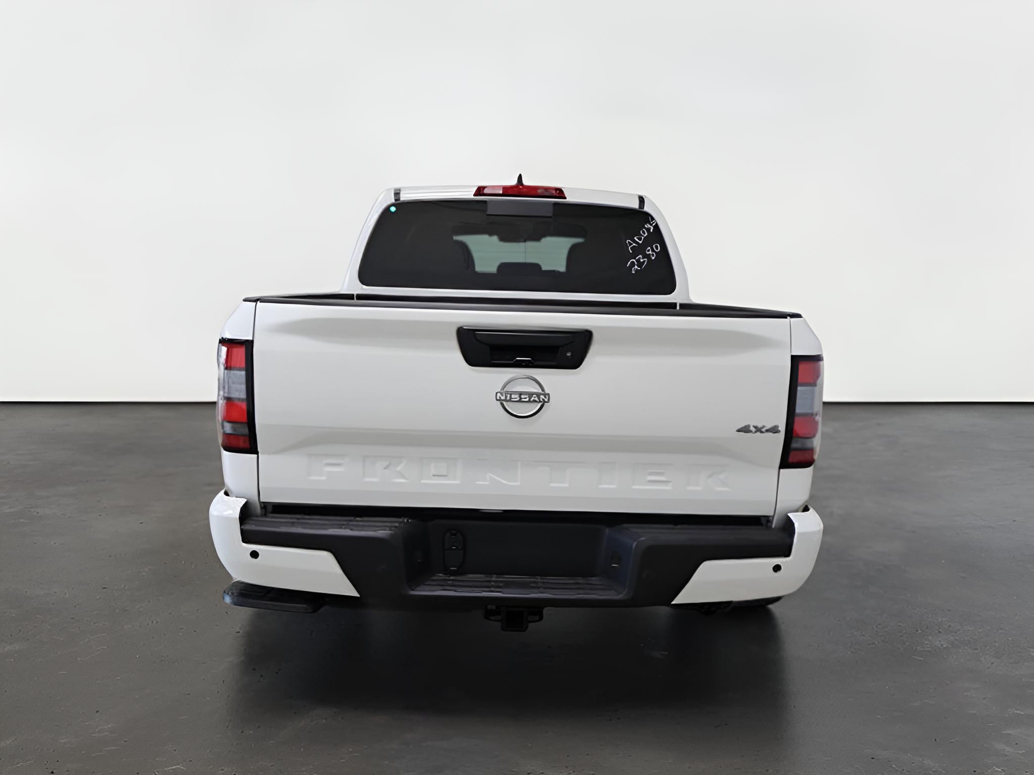 2027 Nissan Frontier SV