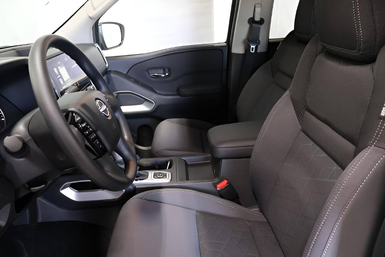 2027 Nissan Frontier SV