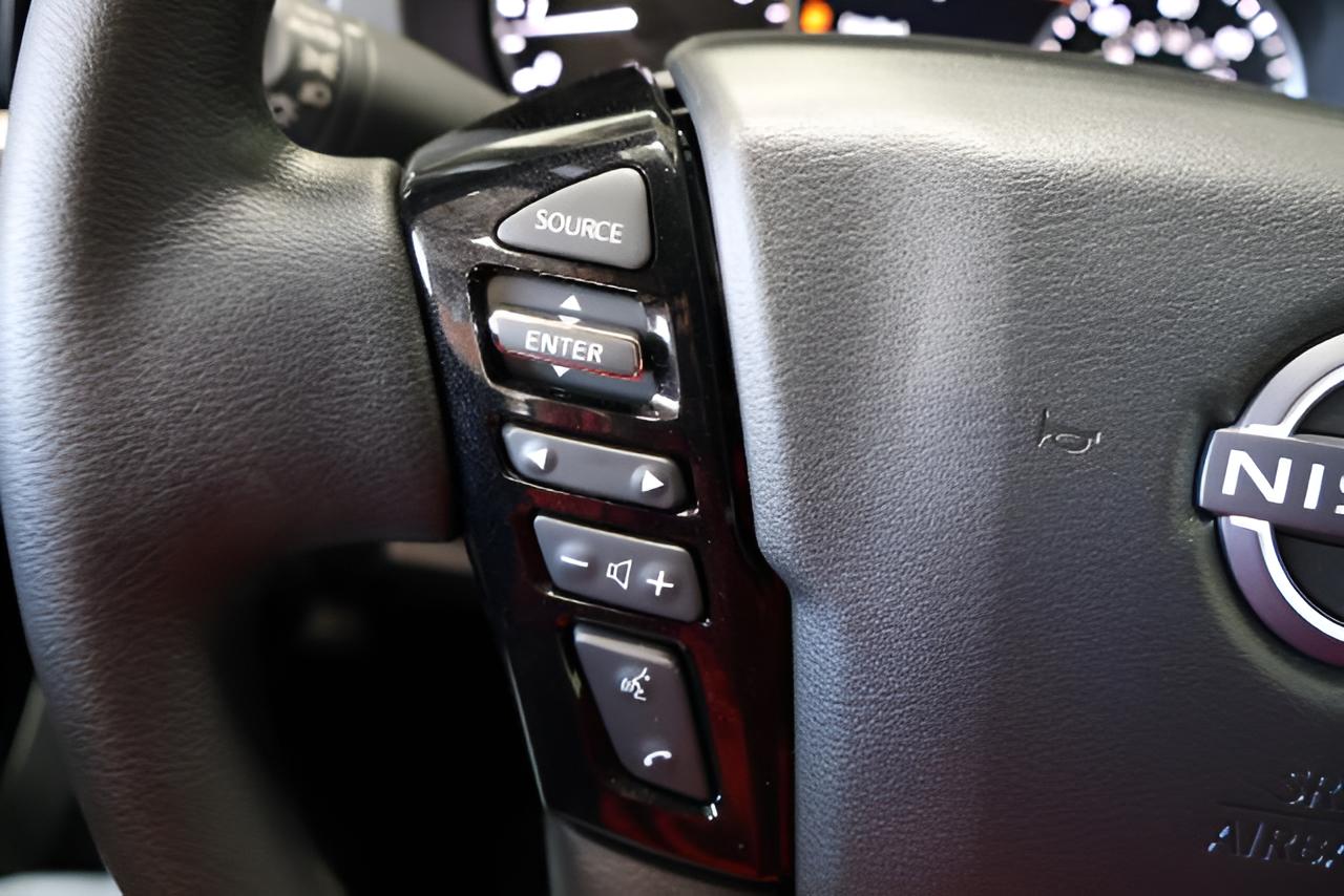 2027 Nissan Frontier SV