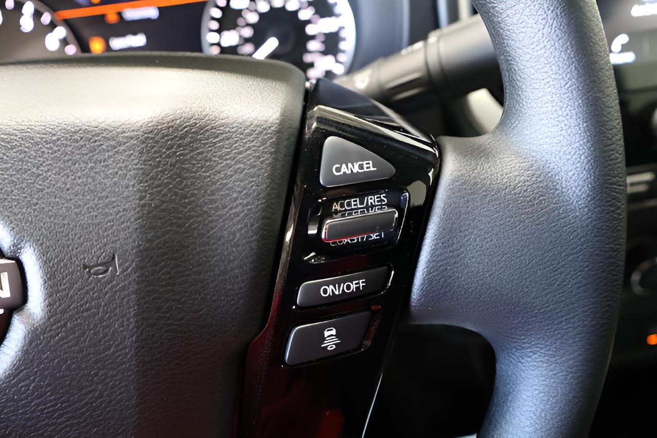 2027 Nissan Frontier SV