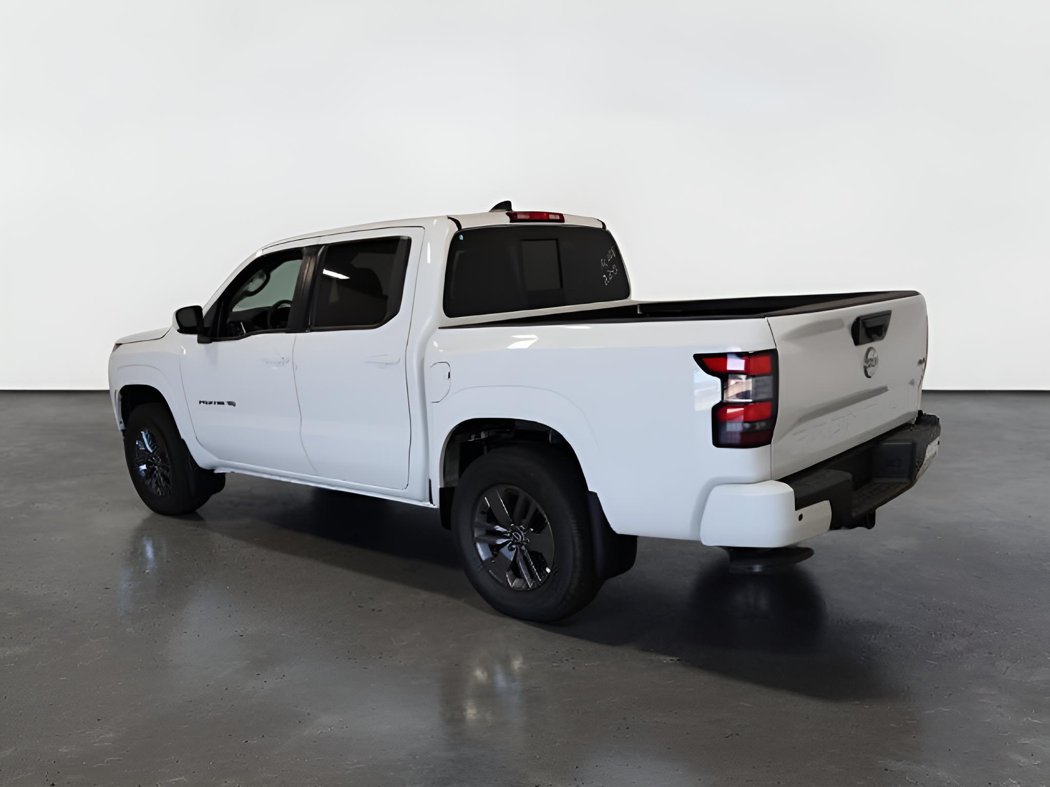 2027 Nissan Frontier SV